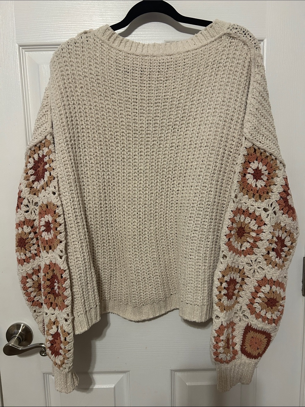POL Cream V-Neck Sweater with Rust and Tan Crochet Sleeves - Picture 5 of 7